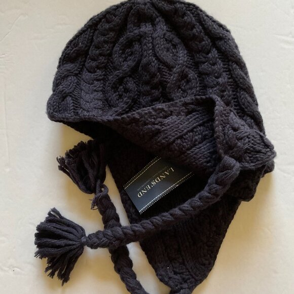 LANDS' END Women's Aran Hat with Ties NWT Size OSFM - Picture 1 of 5